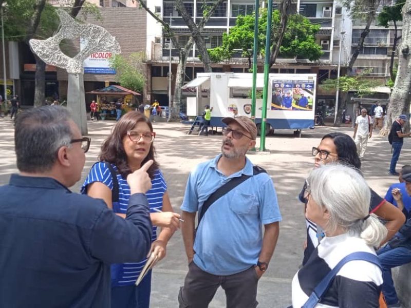 Reunión con el equipo de Historias que laten en representación al comité de la Pastora para definir actividades a realizar
